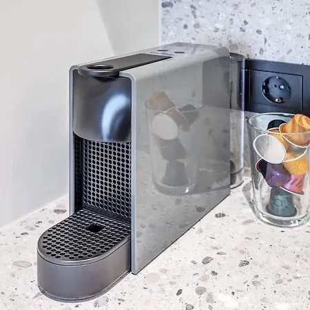 Domillion 2bdr Modern Old Town Retreat So1d *