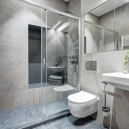 Апартаменты Domillion 2bdr Modern Old Town Retreat So1d