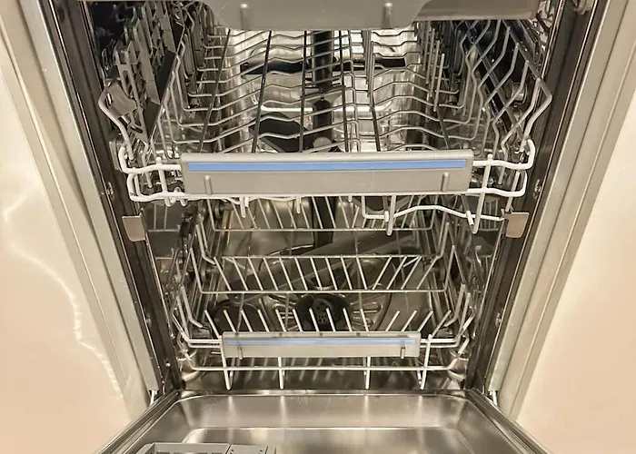 Domillion 2bdr Modern Old Town Retreat So1d דירה *